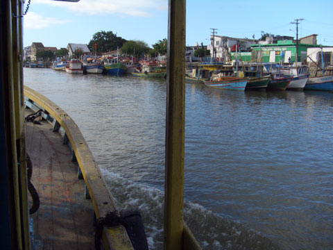 Chegando ao porto de Alcobaça